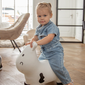 Meet your new adventure buddy: the skippycow! 🐄⁣
Looking for the perfect way to have fun and a little bit of farm charm? This skippy cow is ready to hop into your life and bring endless joy! Great for kids to bounce around, laugh, and stay active.⁣
⁣
⁣
⁣
#trycobaby #SkippyCow #BounceIntoFun #FarmLifeFun